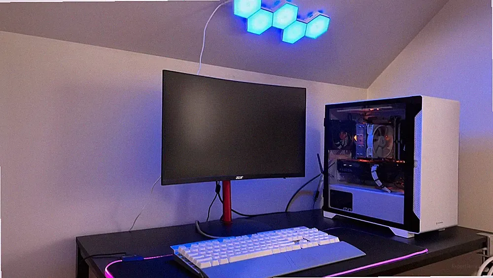White Custom Build Gaming Desktop with 144 hz monitor