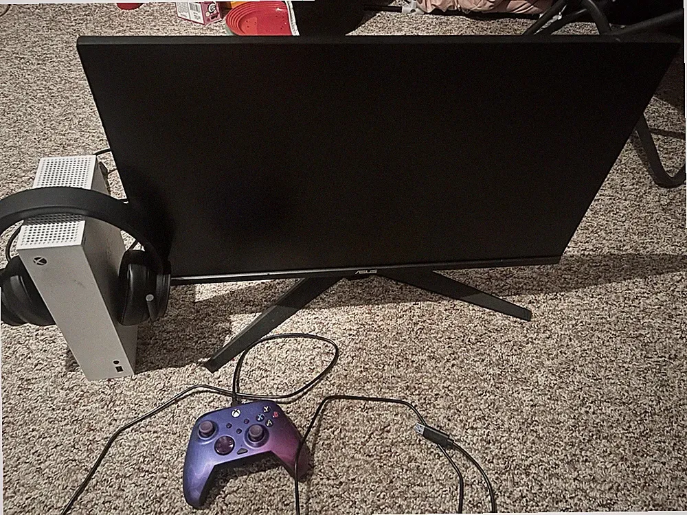 Xbox Series S Gaming Monitor Full Setup